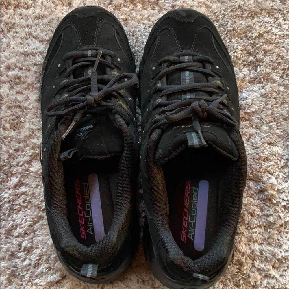 LN Skechers D’Lites Everyday shoes
